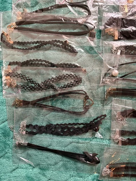 Choker Necklace Bundle Lot of 18 – Black Lace Velvet Goth Y2K Mix - Picture 5 of 9